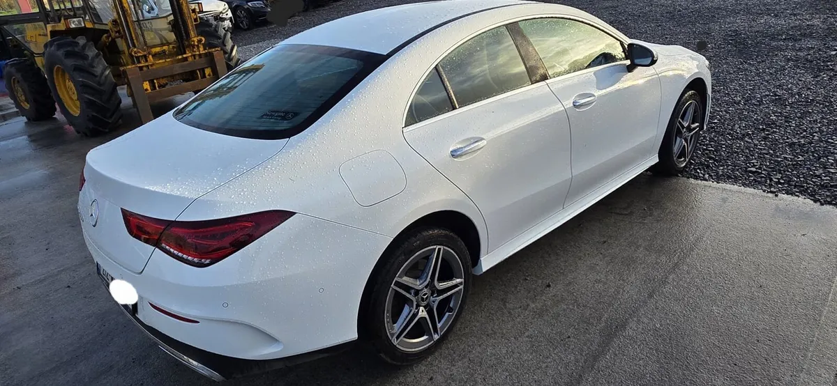 212 MERCEDES CLA 250E - Image 4