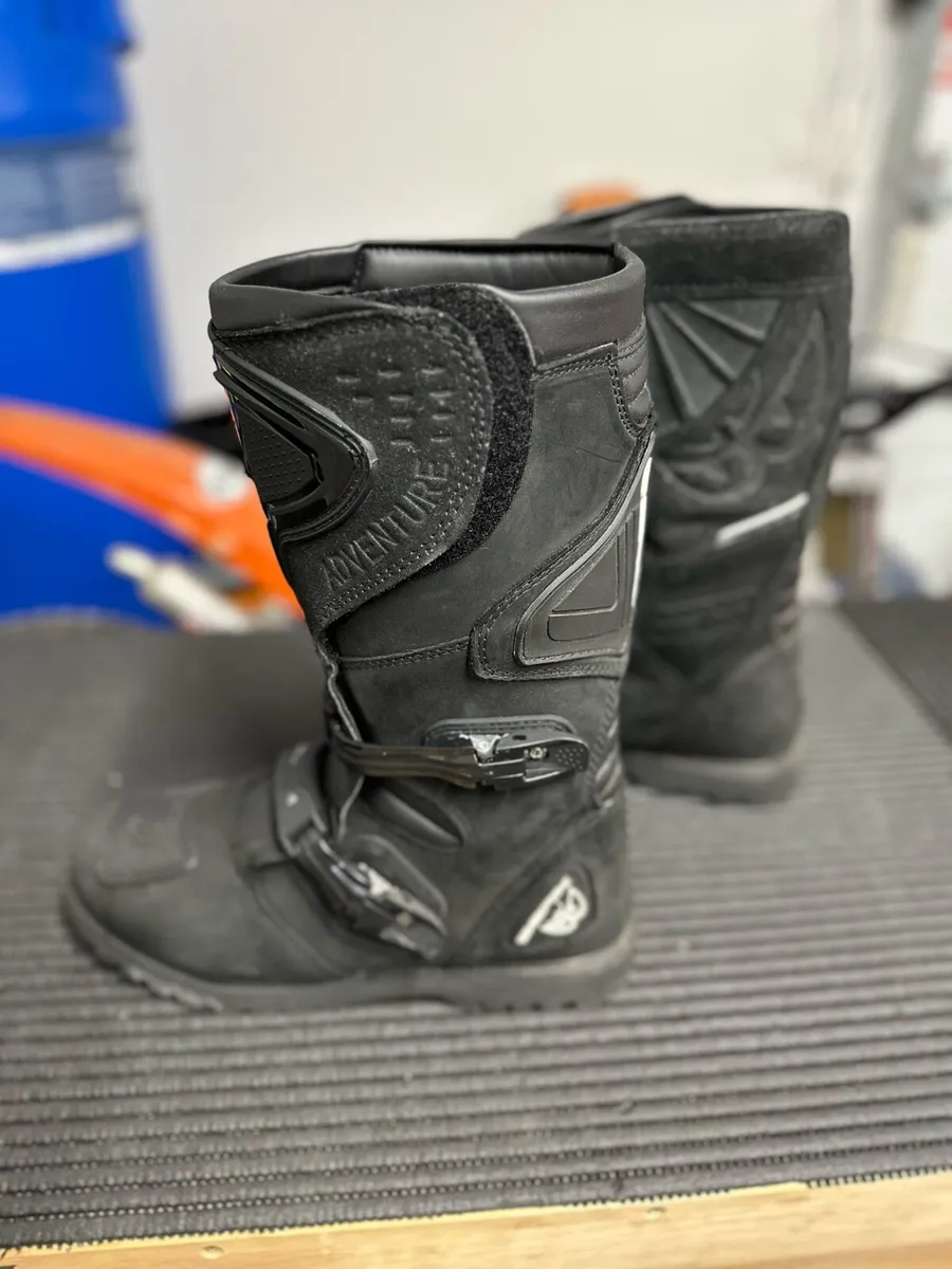 Berik motorcycle boots and Dainese Springbok pants - Image 4