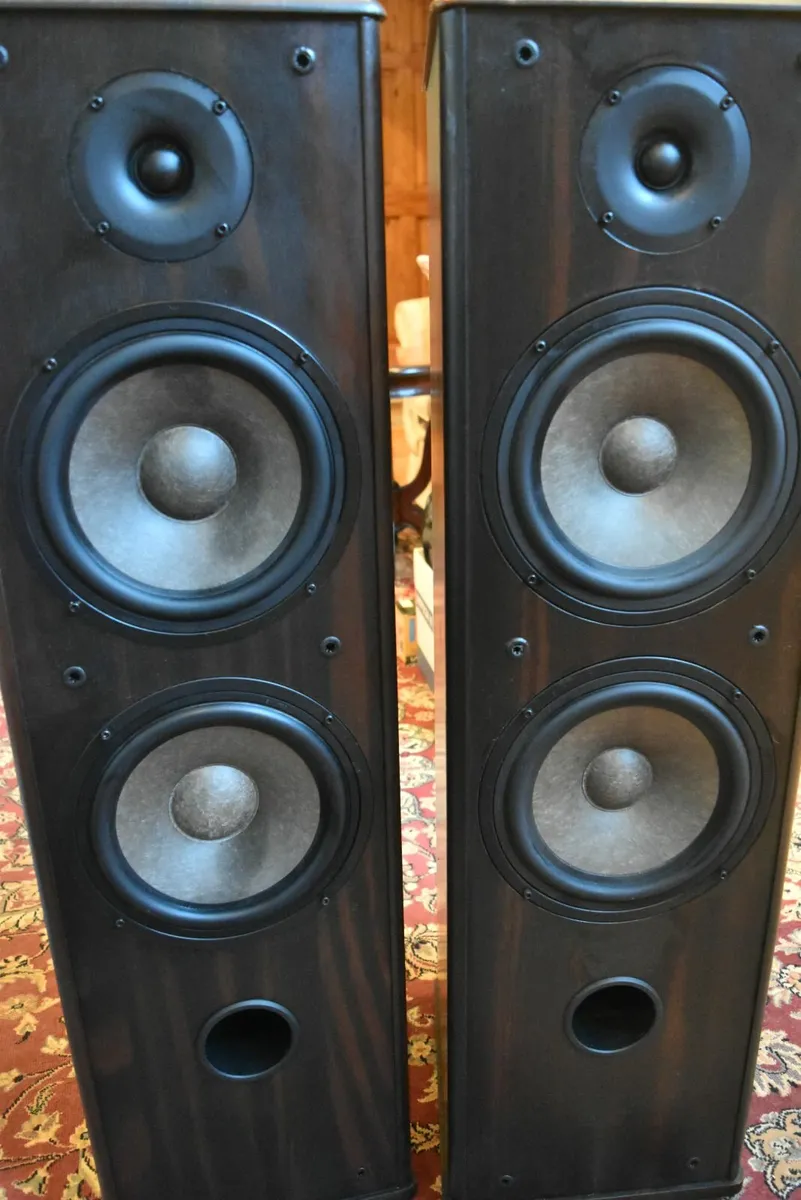 Tower Loadspeaker - Image 2