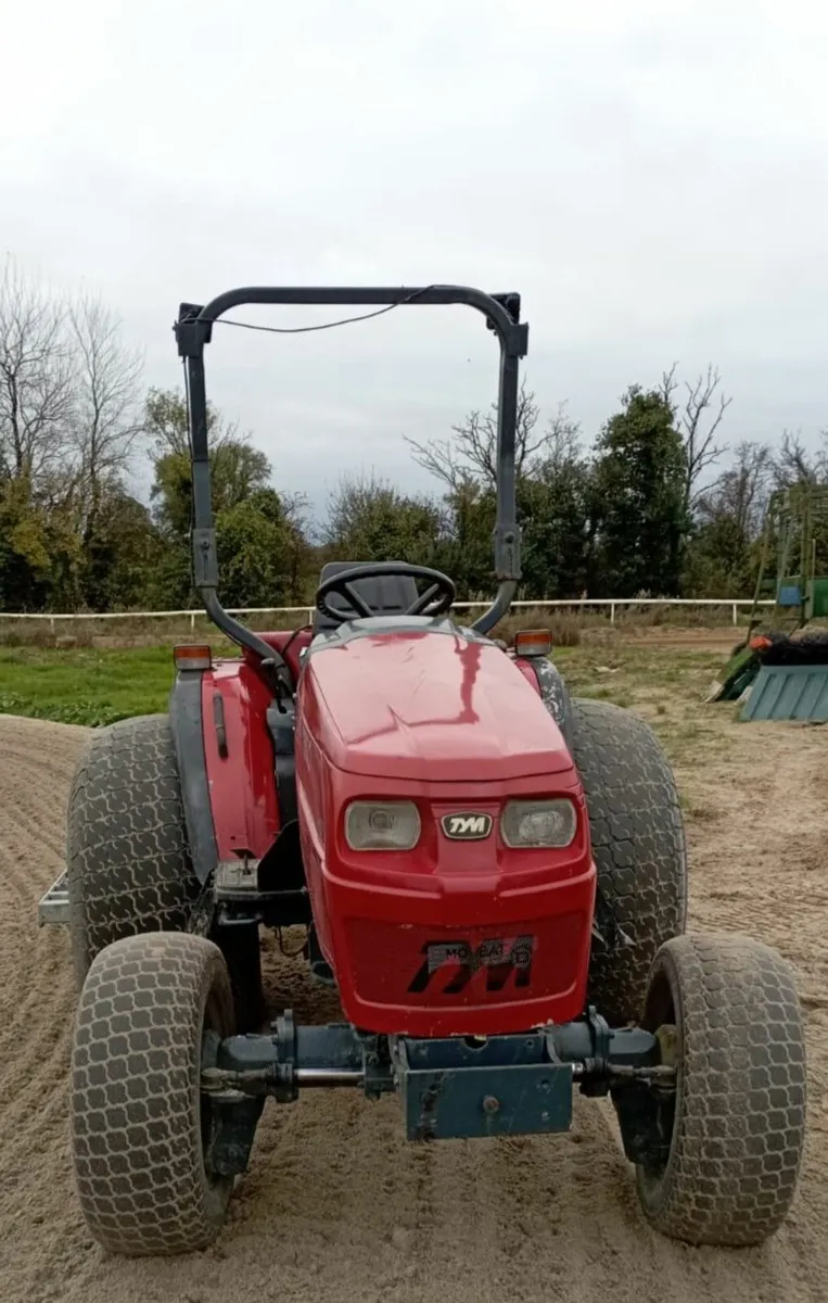 TYM 31hp Compact Tractor no vat - Image 3