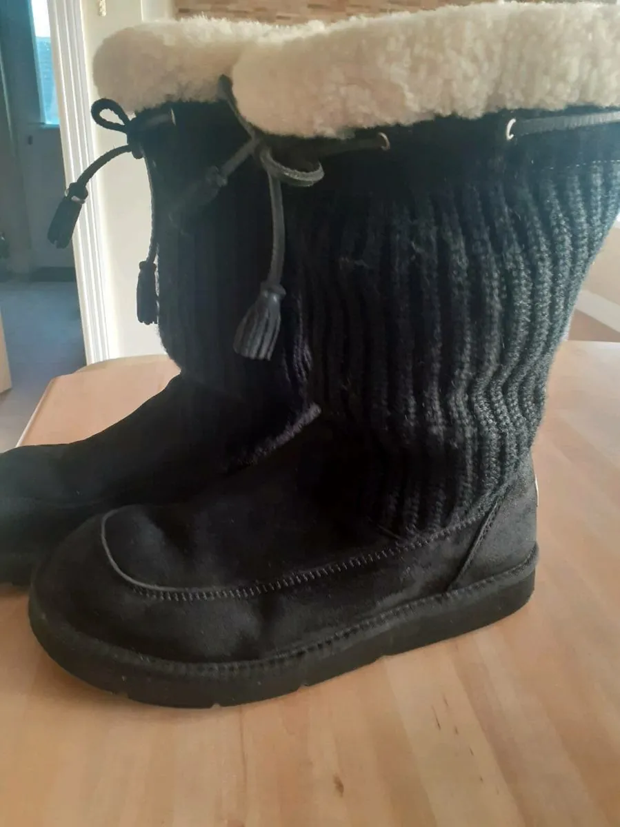 Ugg boots - Image 2