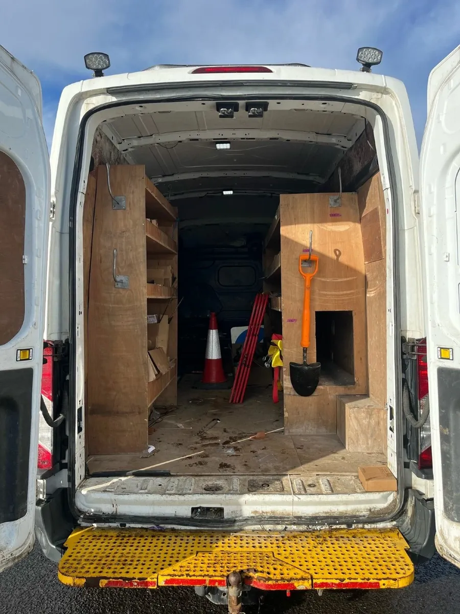 Ford Transit 2017 - Image 2