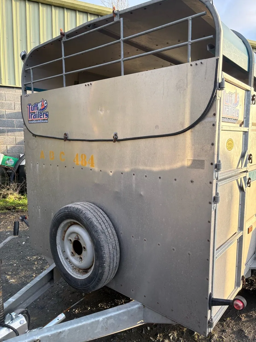 Cattle trailer - Image 1