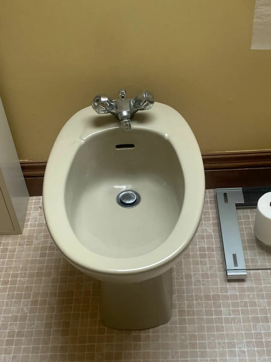 sanitary ware - Image 3