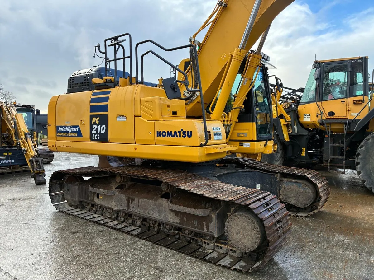 Komatsu PC210LCI-11 - Image 4