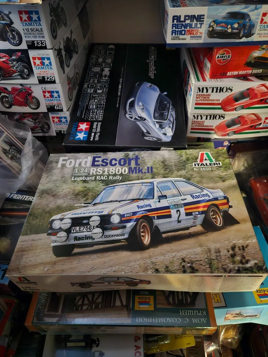 Airfix Italeri Ford Escort Rally