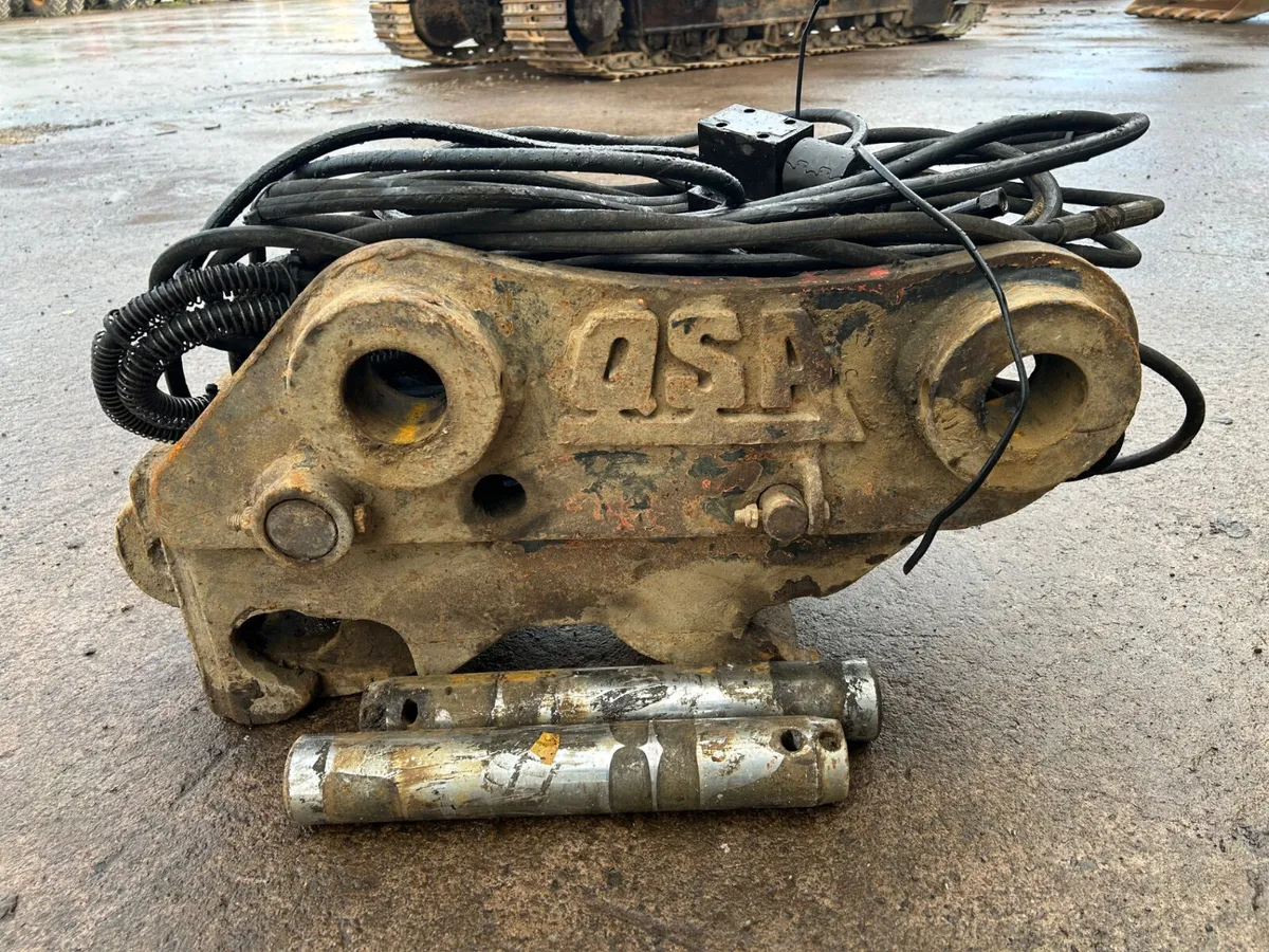 QSA ((65mm)) Quick Hitch - Image 1