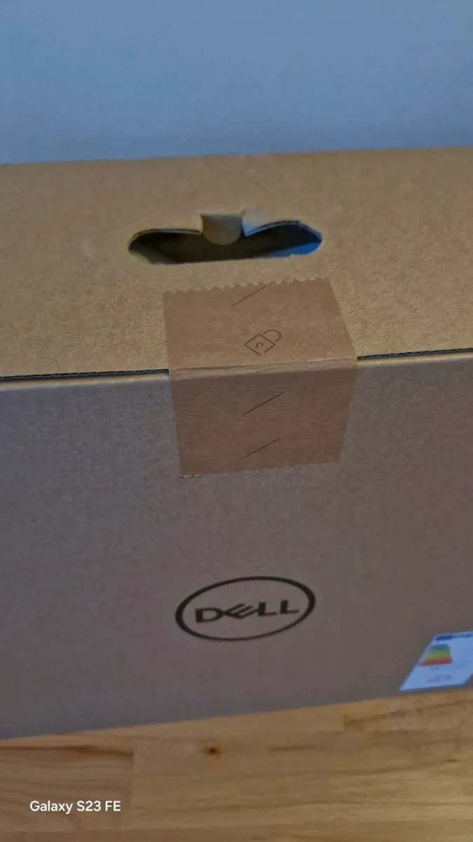 Dell 24 monitor 100hz full hd brand new - Image 3