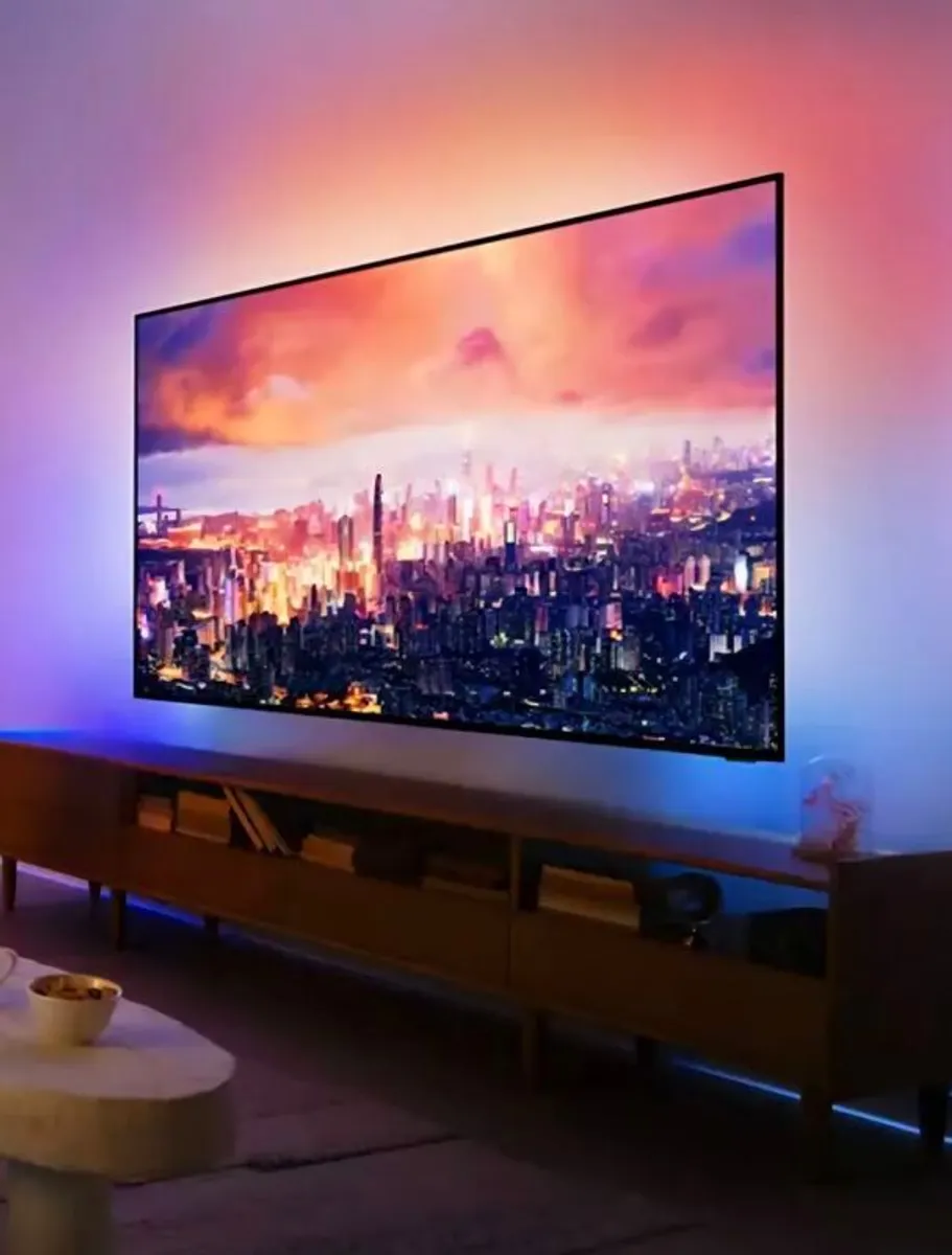 Philips Ambilight 50" 4K UHD Android TV Plus 55" Black Glass Stand - Image 4