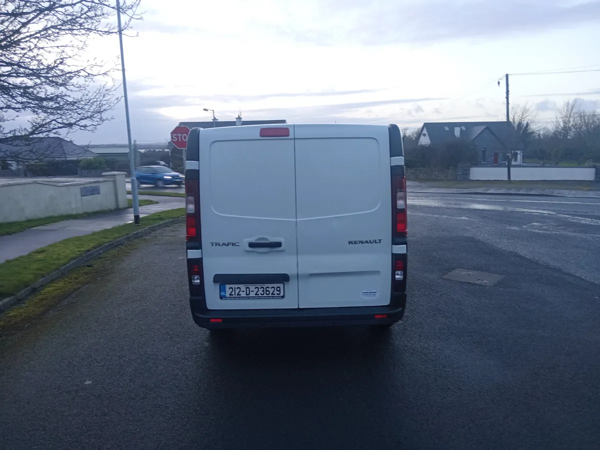 Renault Trafic 2021 - Image 3
