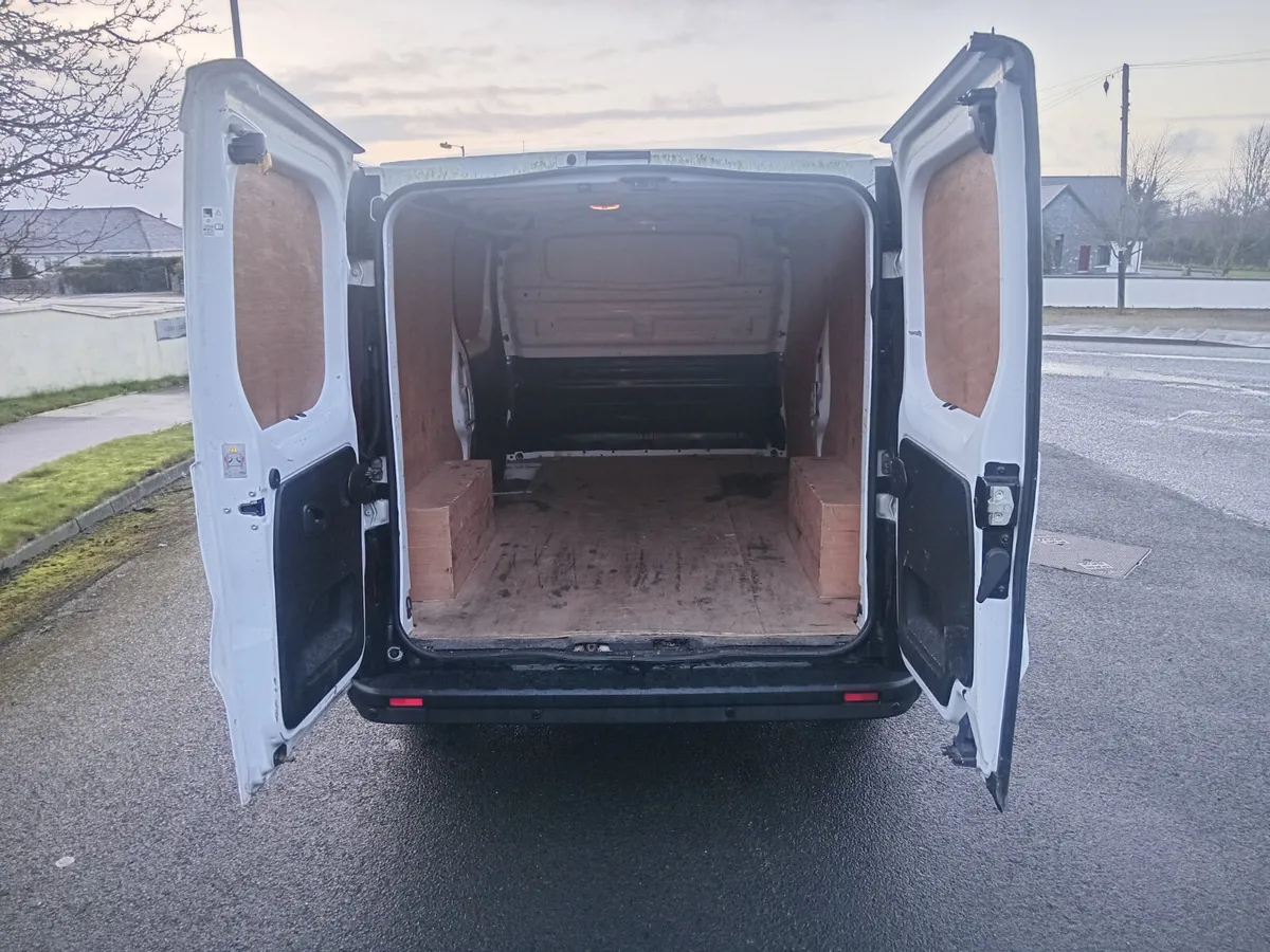 Renault Trafic 2021 - Image 4