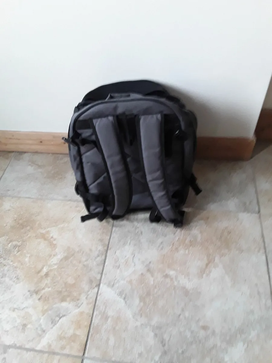 As new laptop travel rucksack - Image 3