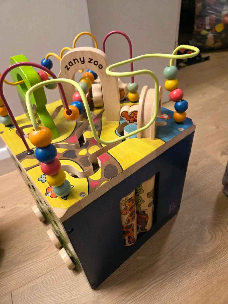 Battat Zany Zoo Wooden Activity Cube Assortment - Image 1