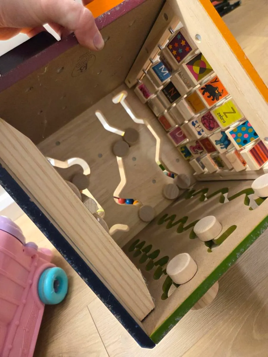 Battat Zany Zoo Wooden Activity Cube Assortment - Image 4