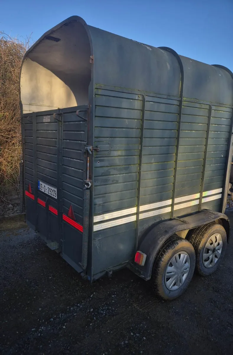 Large horsebox - Image 3
