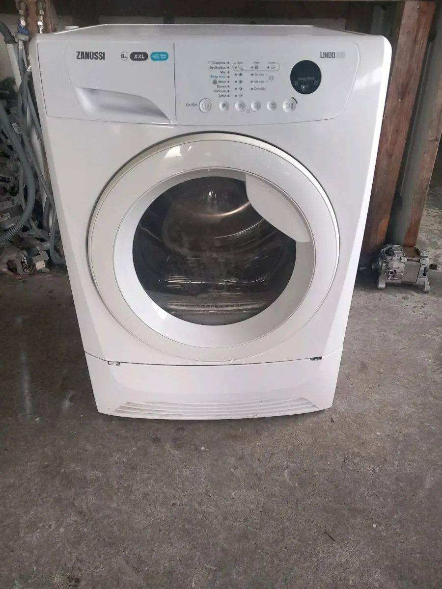 Zanussi 8kg condenser dryer - Image 1