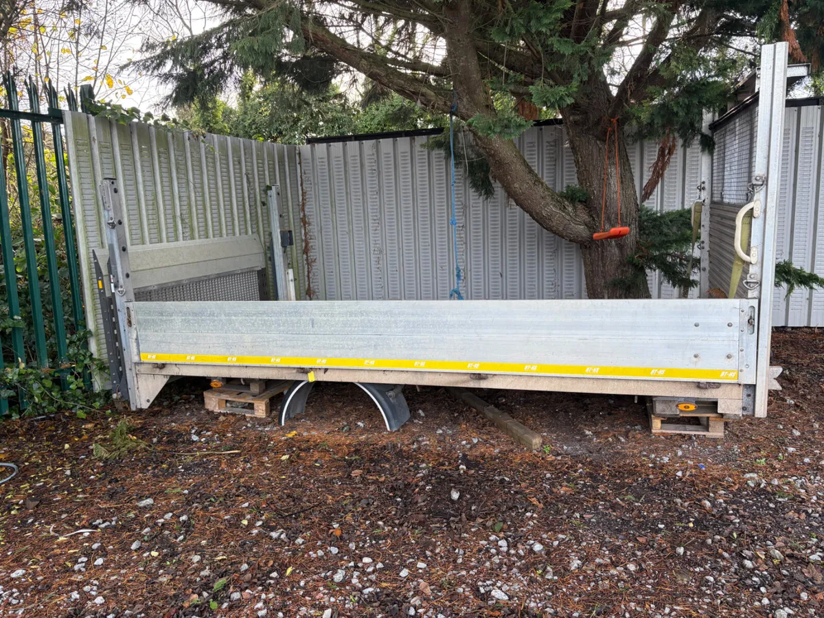 Dropside body with Tail Lift -Transit - Image 2