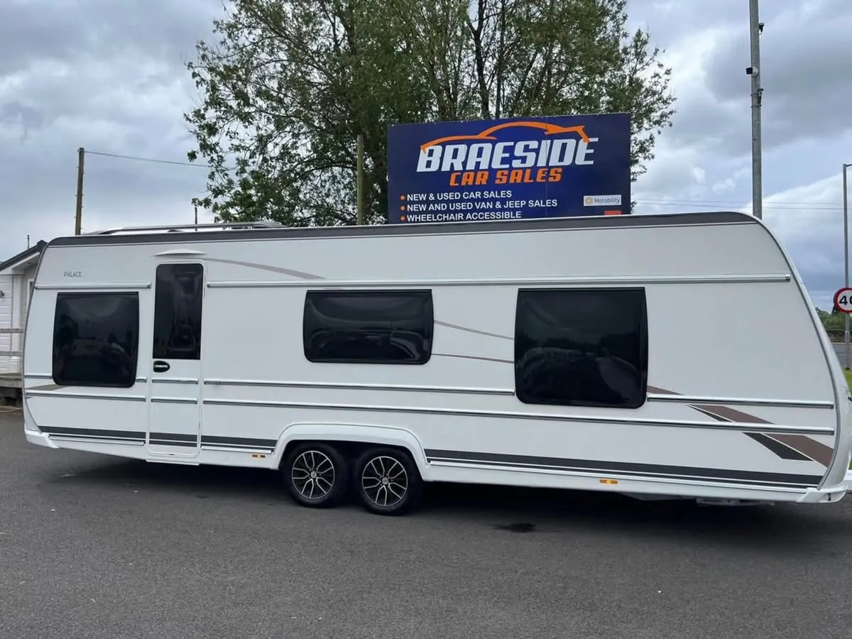 2021 FENDT PALACE 700 5/6 BERTH LUX CARAVAN - Image 2