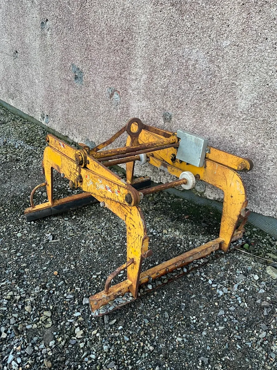 Block grab - Image 4