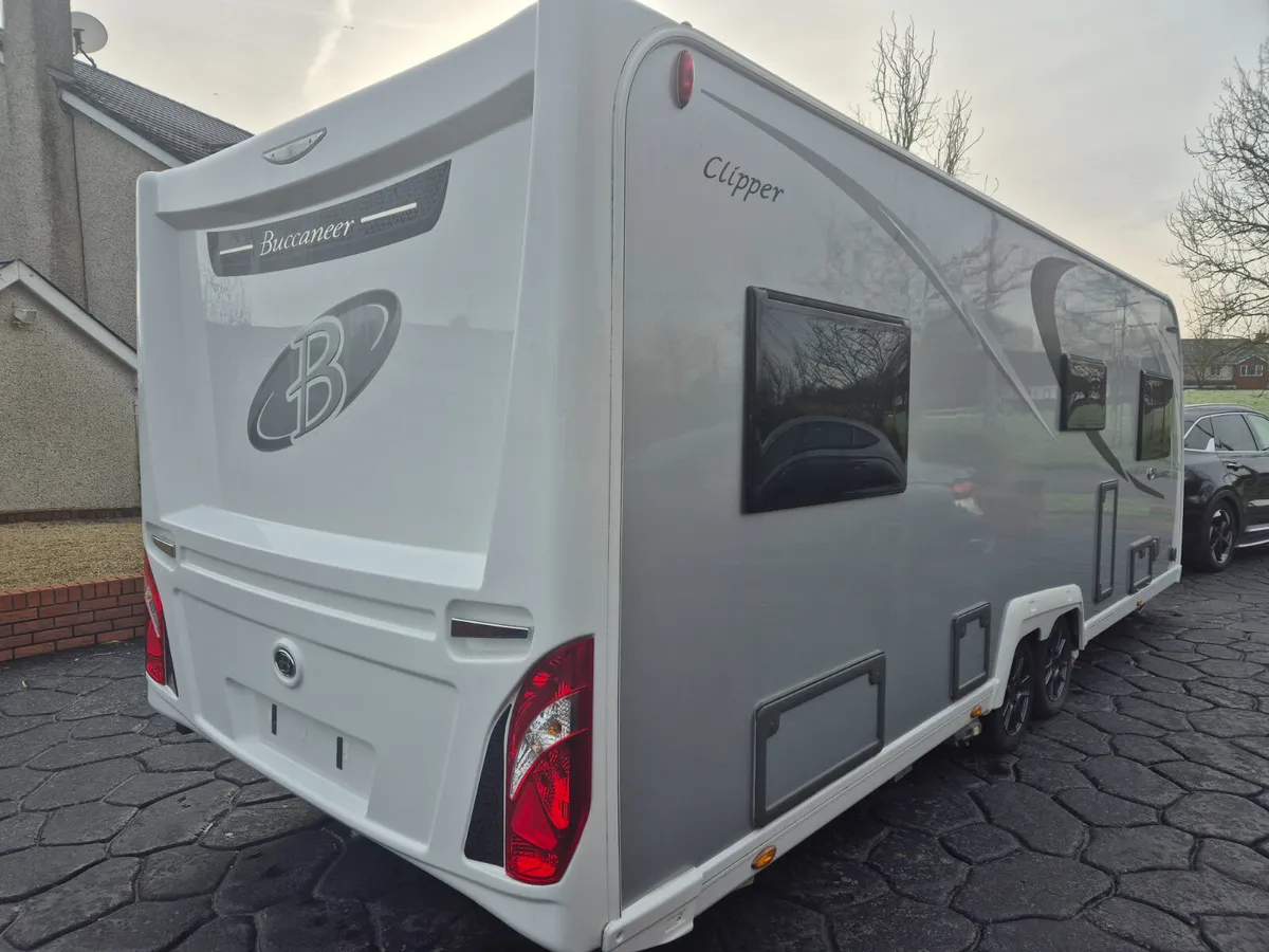 2018  Buccaneer   Clipper 4x4 Motor  Movers - Image 4