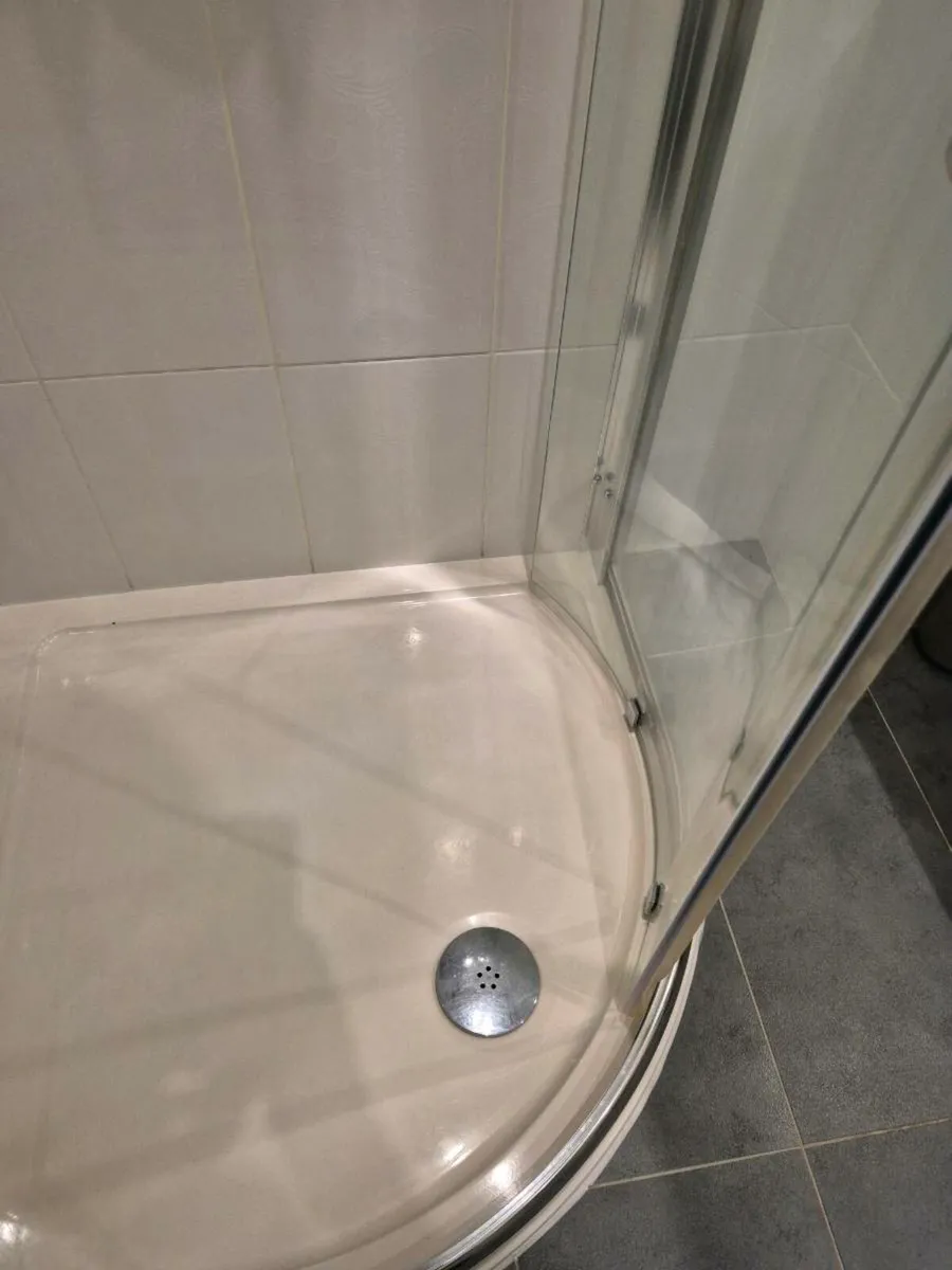 Shower tray - Image 2