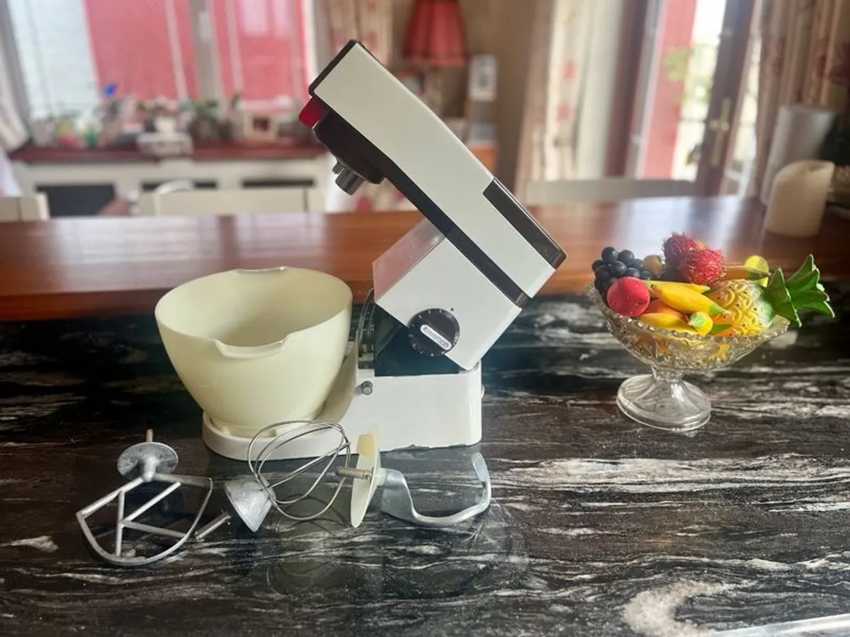 Kenwood mixer - Image 1