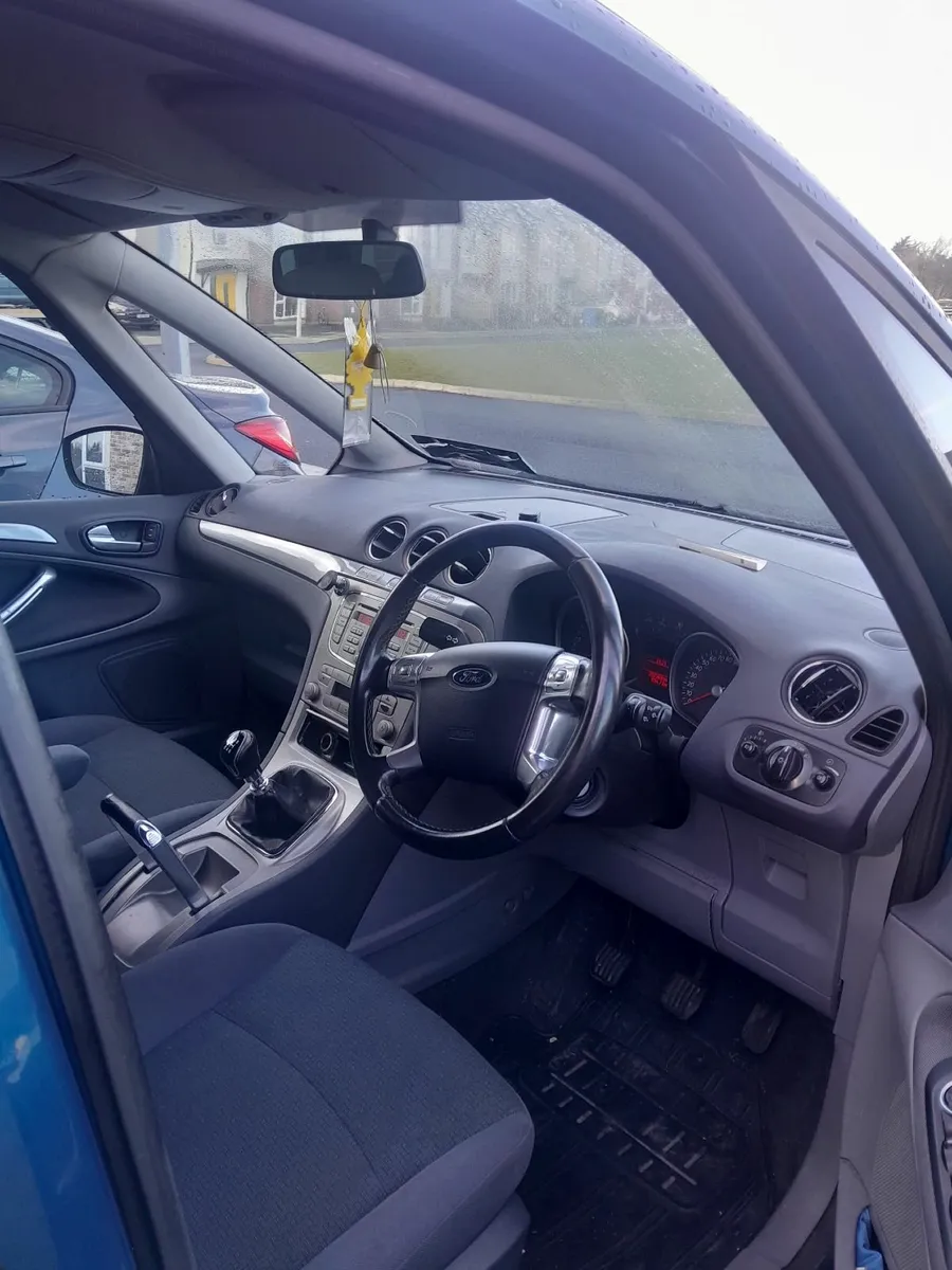 Ford Galaxy 2008 - Image 4