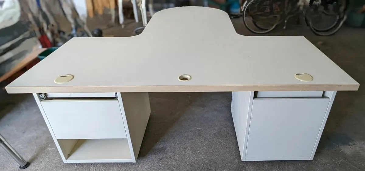 Two person 'T' desk with locking storage cabinets - Image 4