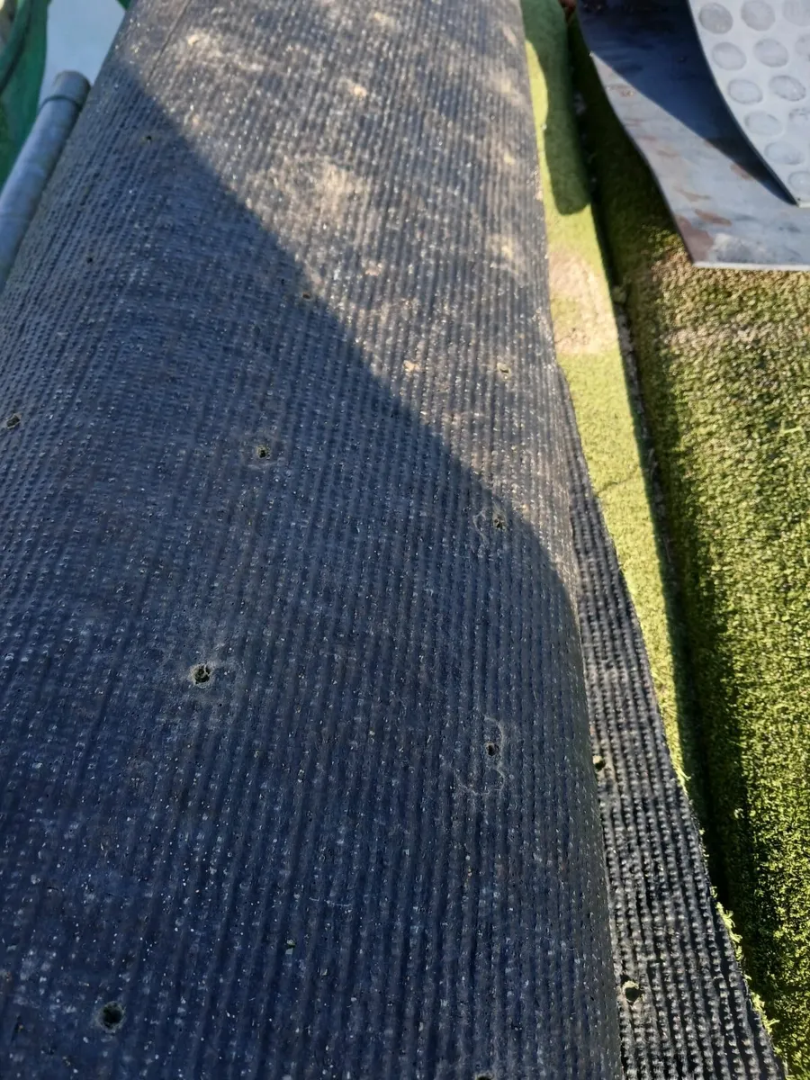 Artificial Type Grass - Image 1