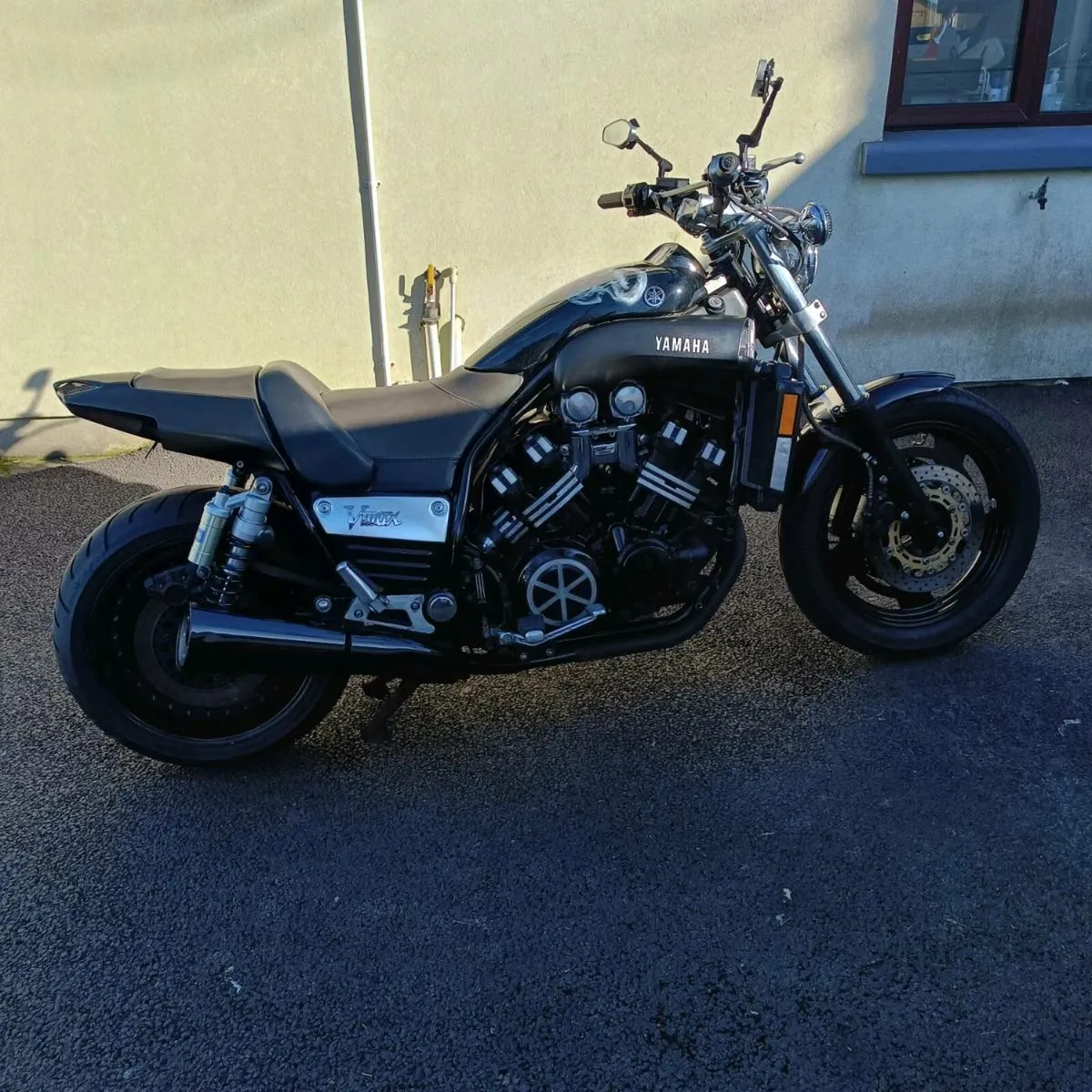Yamaha vmax 1200 - Image 1