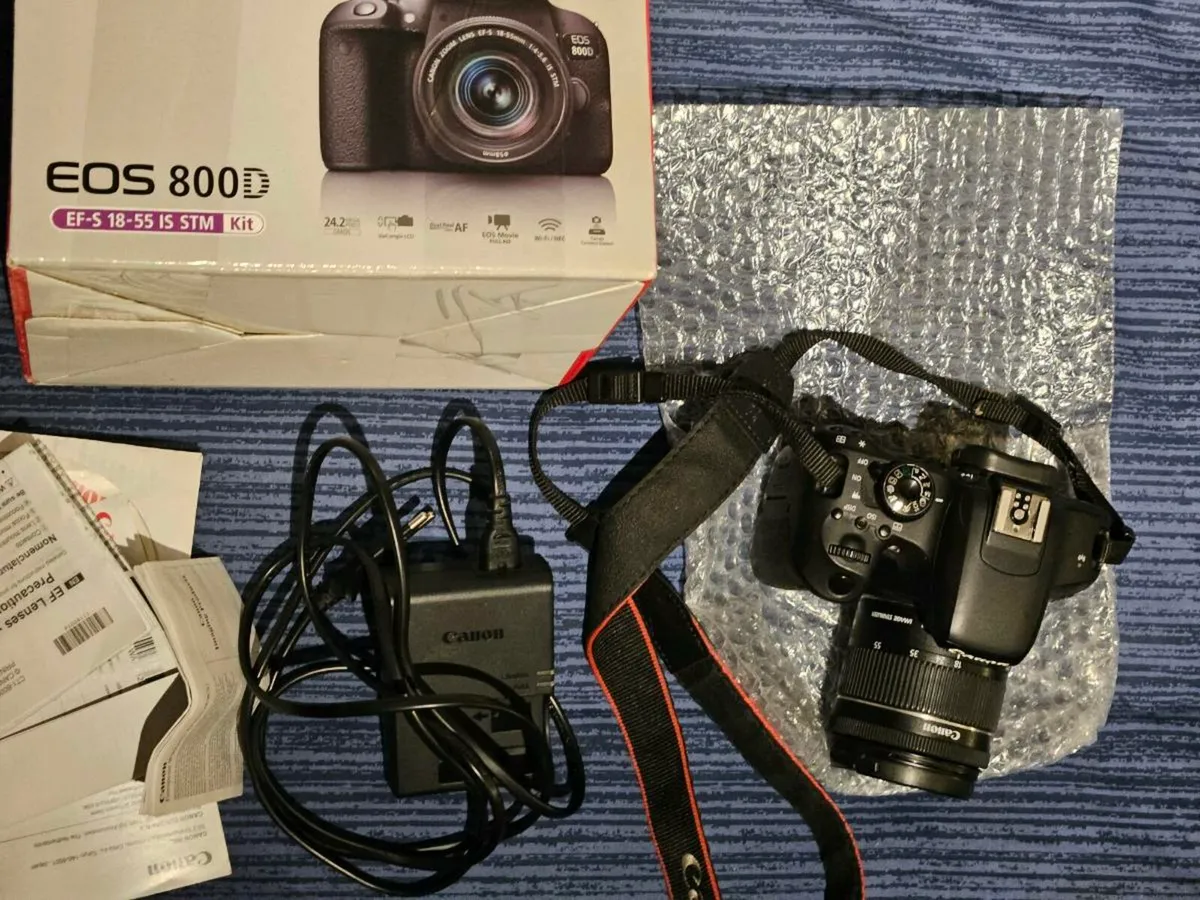 Canon 800d + 18-55 Stm Camera Kit - Image 2