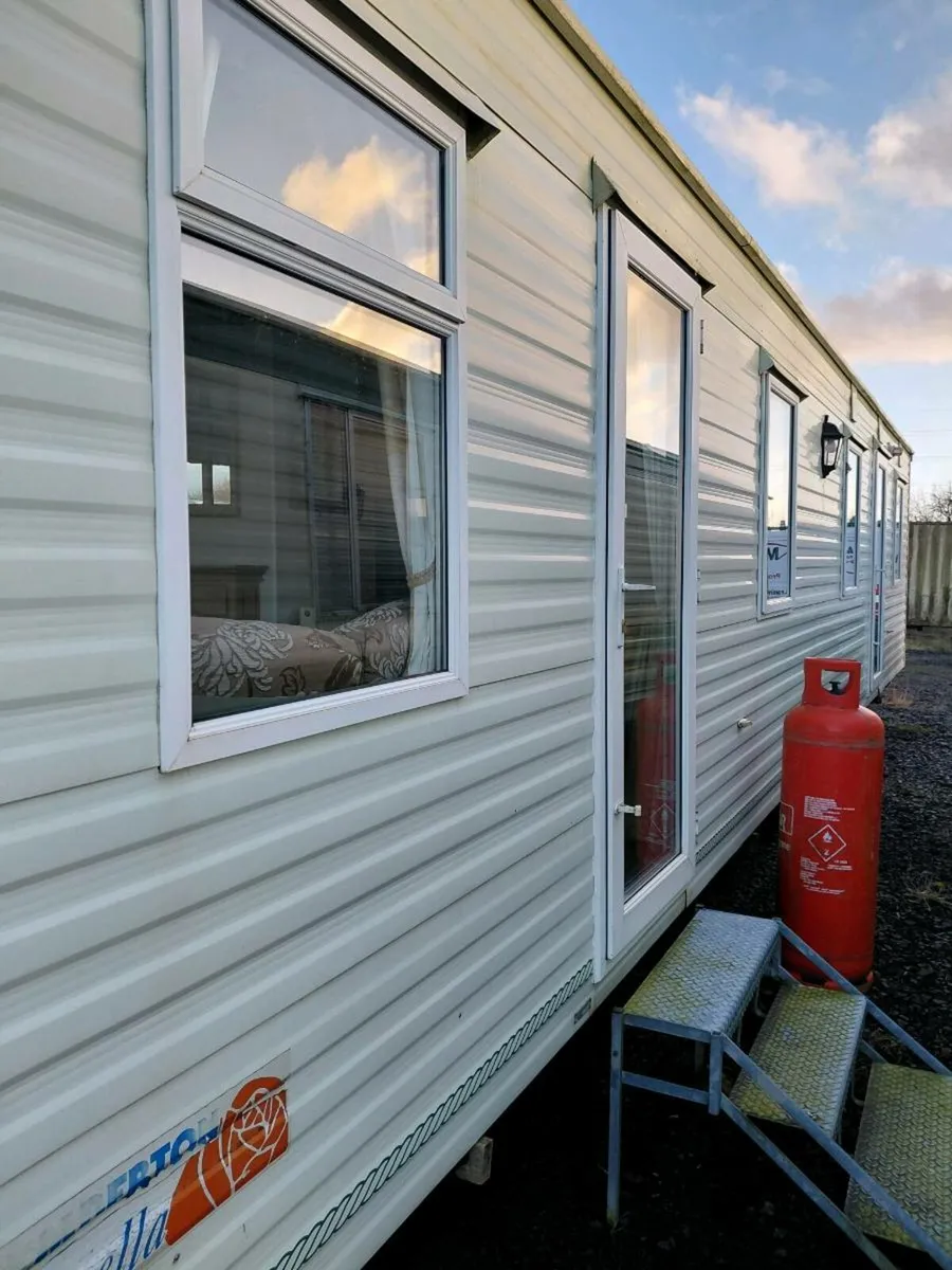 Mobile home - Image 2