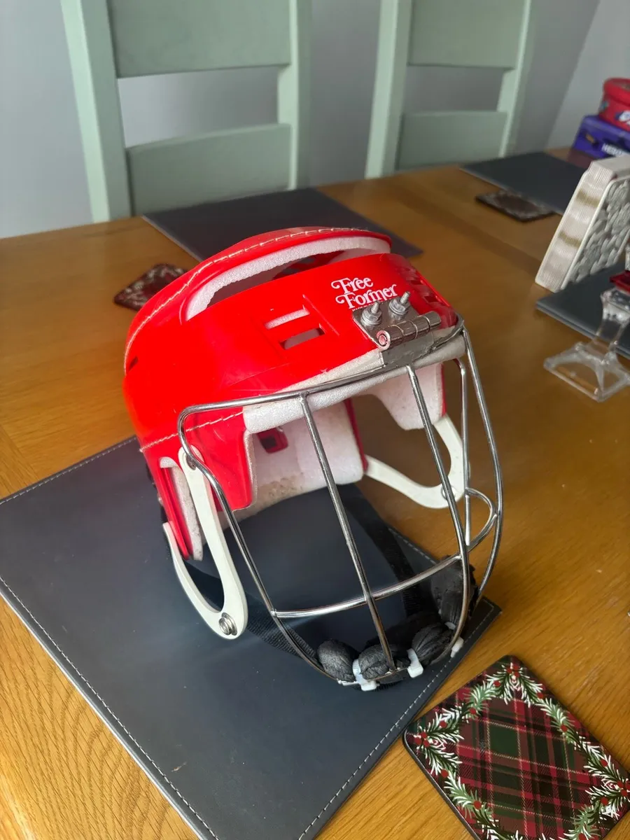 Free former hurling helmet kk gaurd - Image 4
