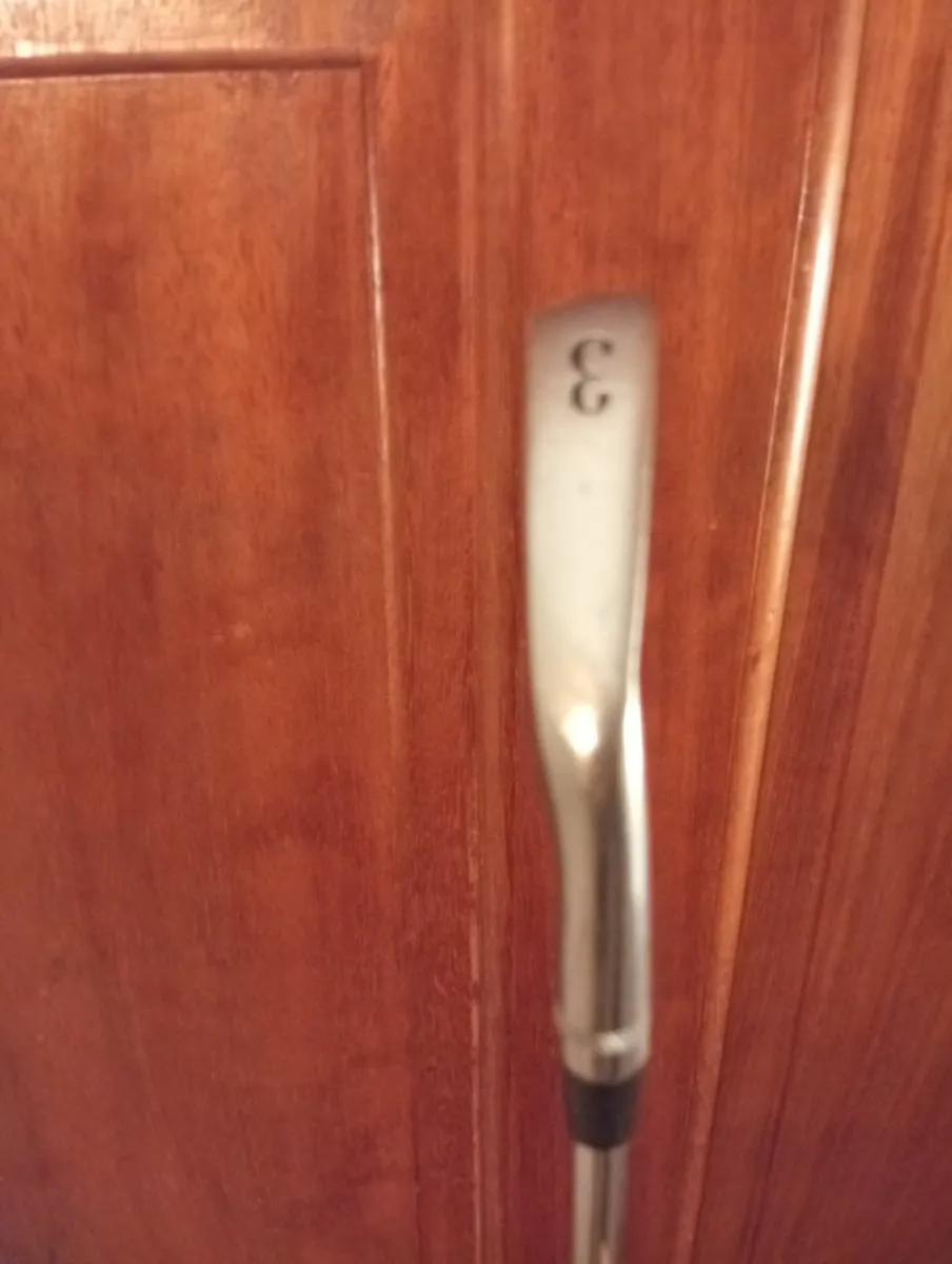 Titleist DCI 990 3 Driving Iron Immaculate  R Flex - Image 3