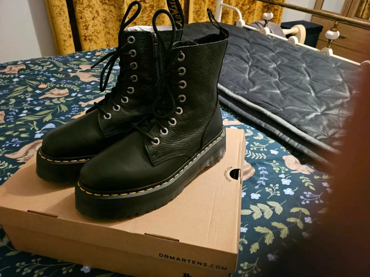 Doc Martens - Image 4