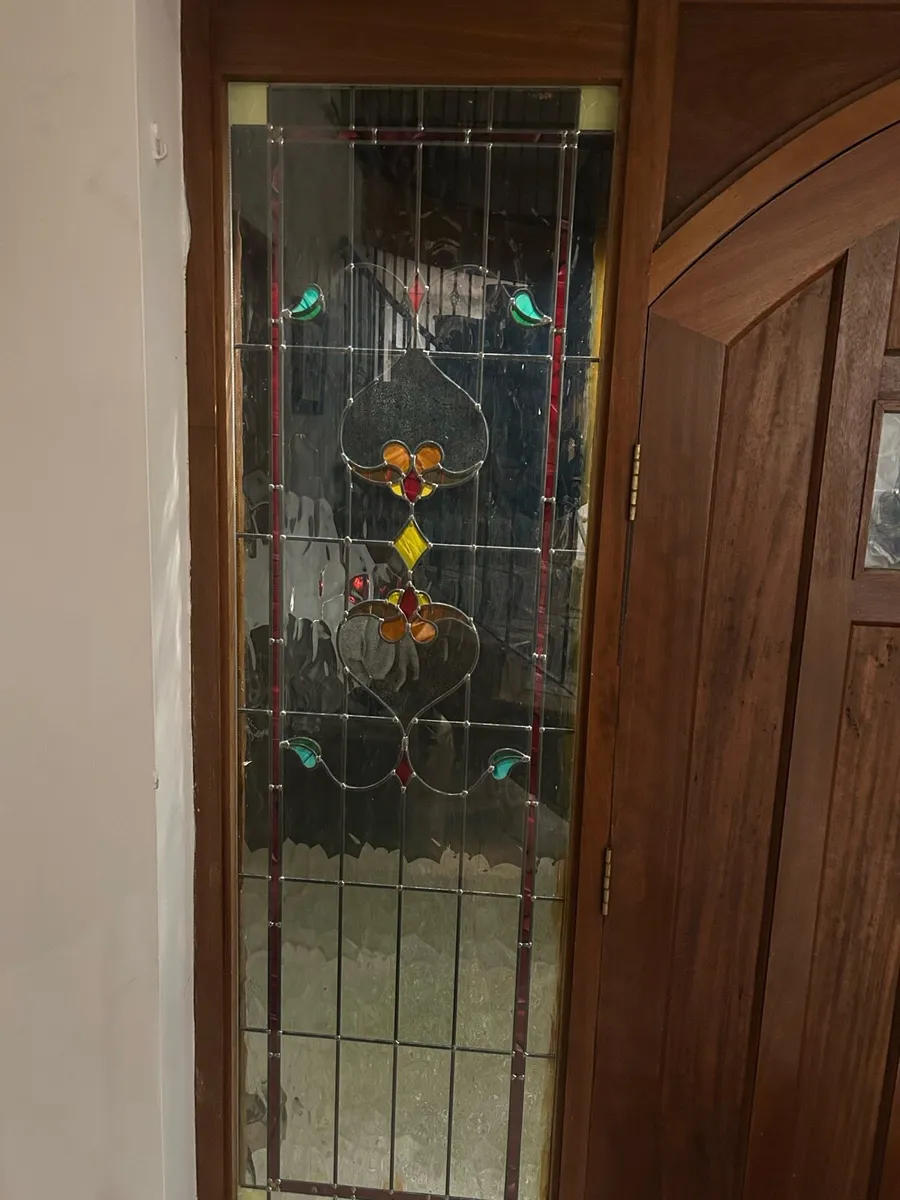 Front door - Image 3