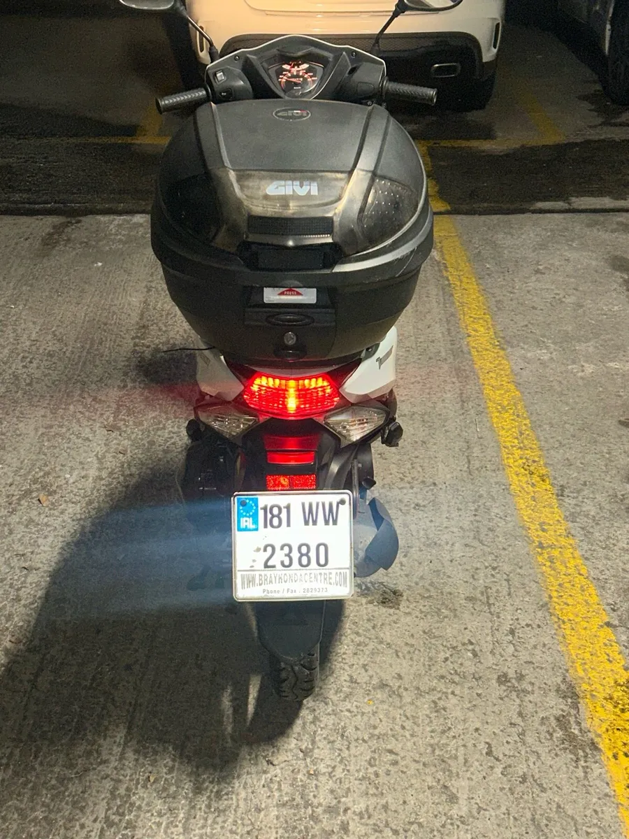 Honda Vision 50 cc - Image 2