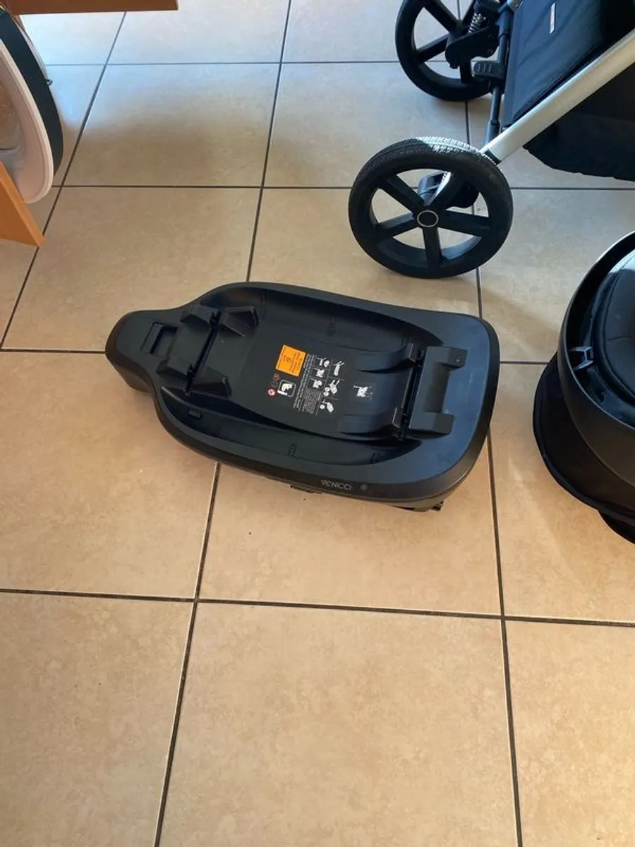 Pram bundle for sale - Image 4