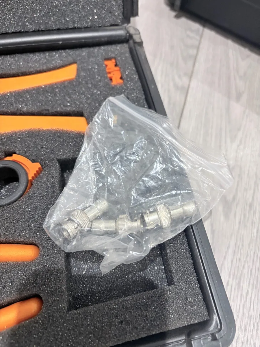 Allen-Bradley ControlNet Coax Tool Kit - Image 4