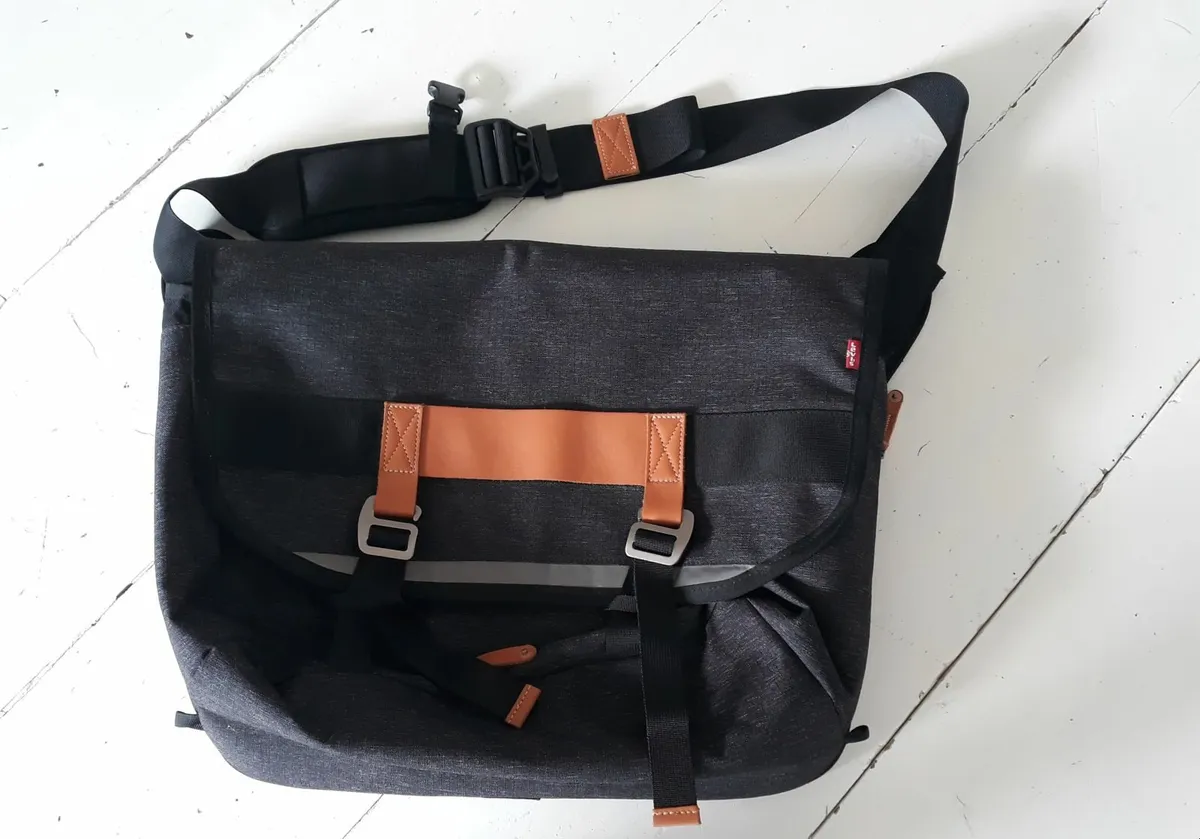 man bag - Image 1
