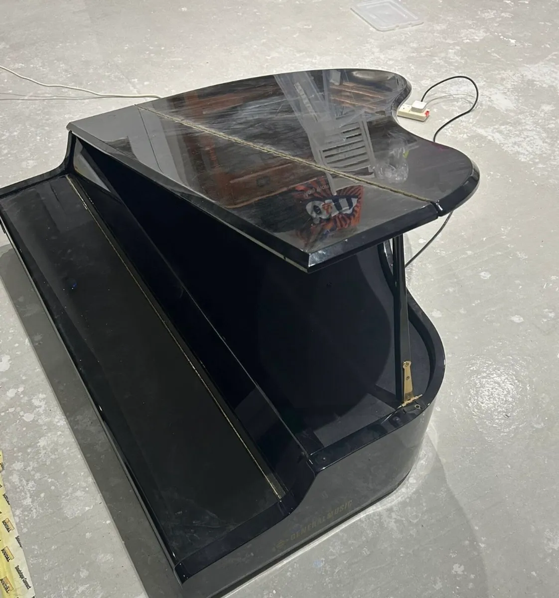 Real Digital Piano - Image 3