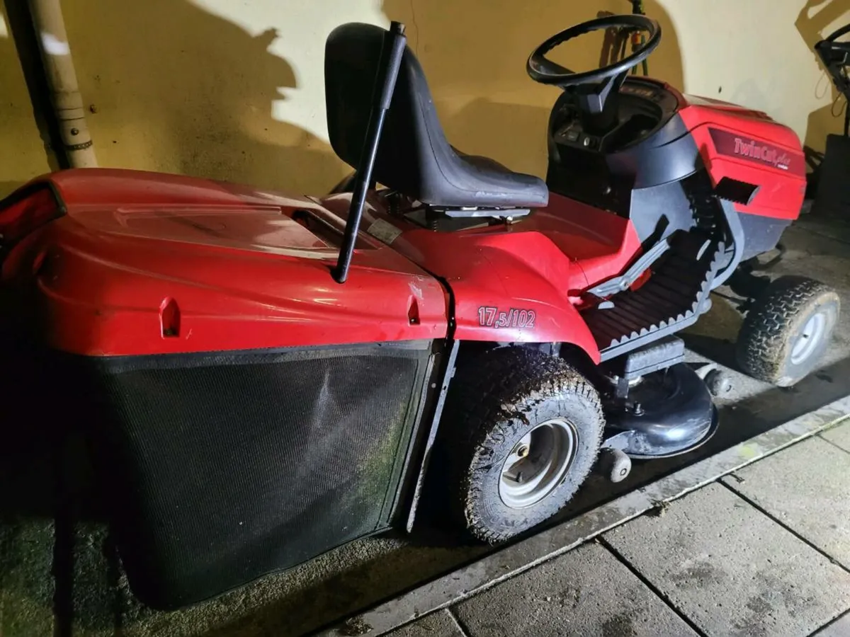 Castlegarden lawnmower 19hp - Image 4