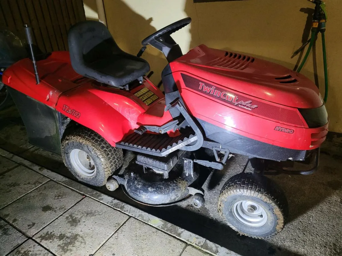 Castlegarden lawnmower 19hp - Image 1