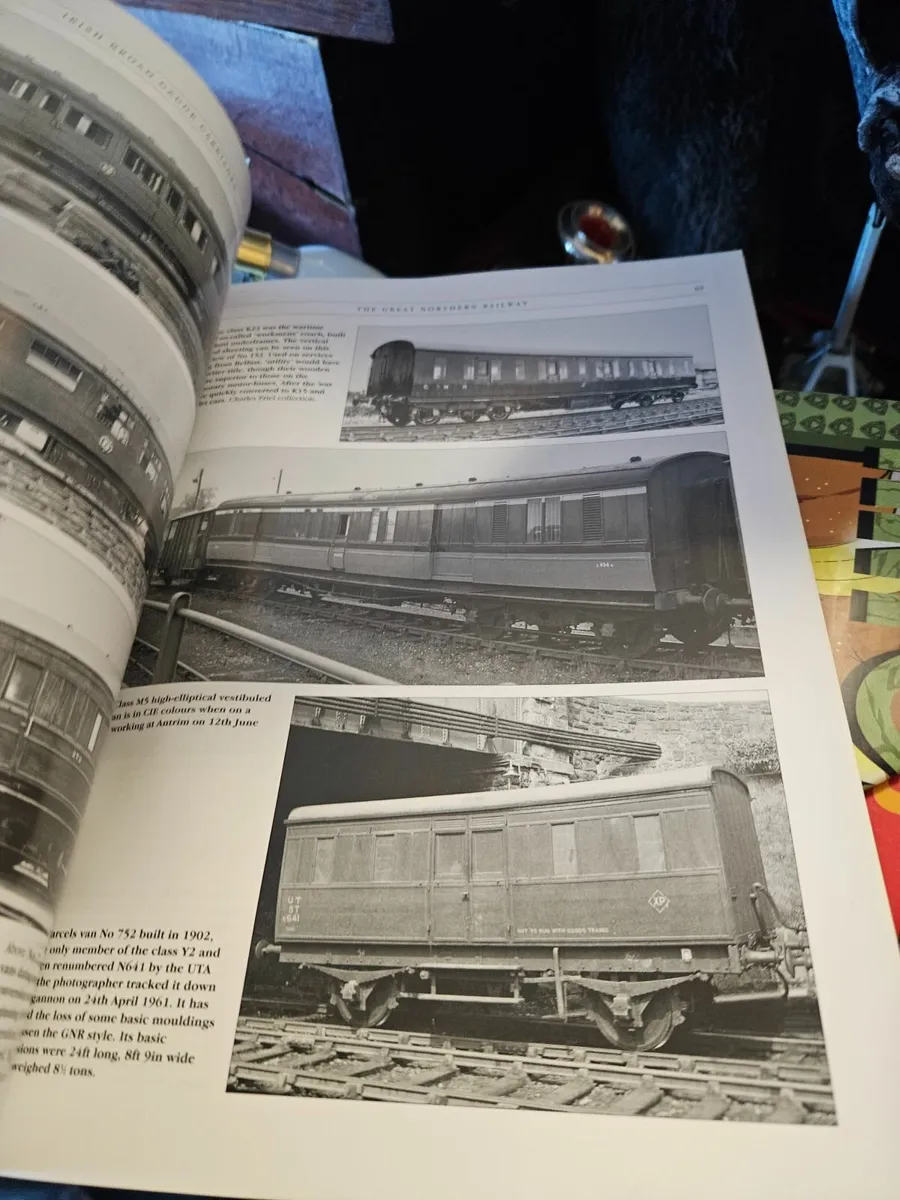 Book Irish Broad Gauge Carraiges - Image 2