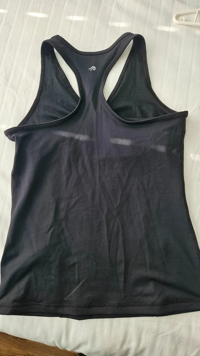 Sports vest - Image 2