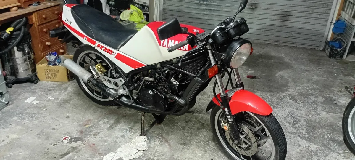 YAMAHA RZ250 RR 1987 - Image 3