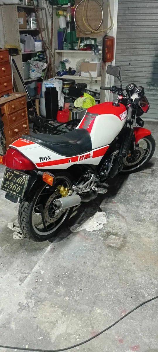 YAMAHA RZ250 RR 1987 - Image 2