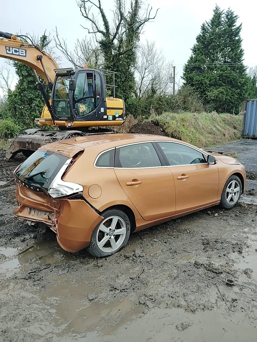 Breaking Volvo V40 1.6 diesel 2012 - Image 4