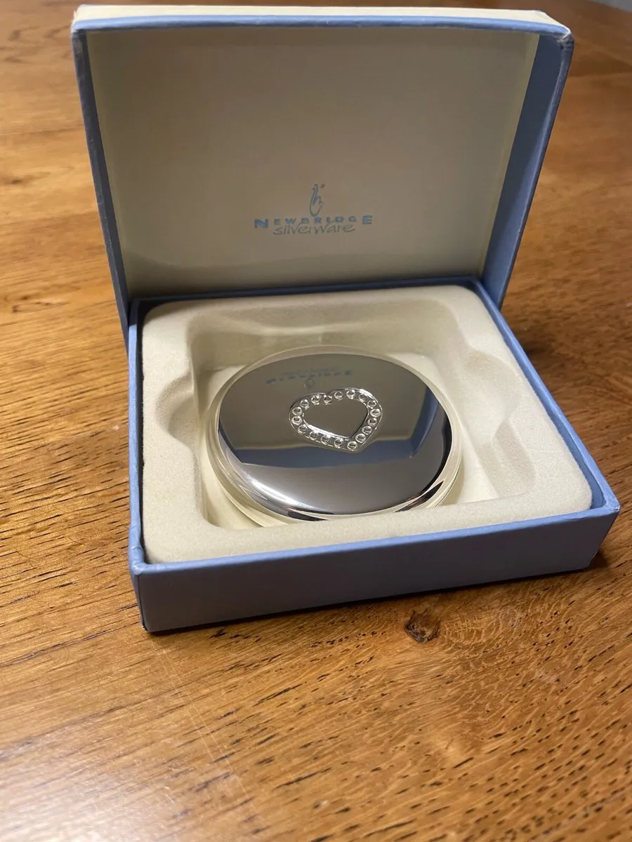 New bridge round compact mirror - Image 1