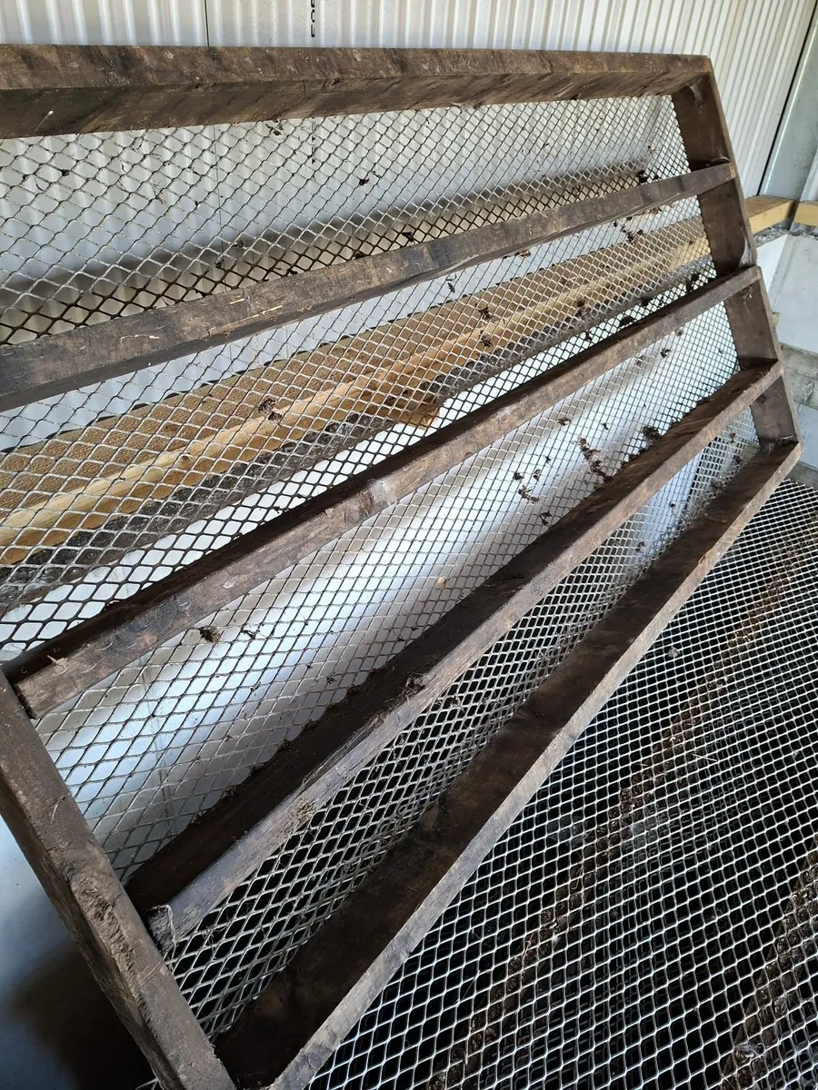 Mesh Sheep Slats - Image 3